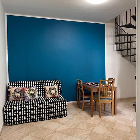 Valenti House Apartment คาตาเนีย ภายนอก รูปภาพ